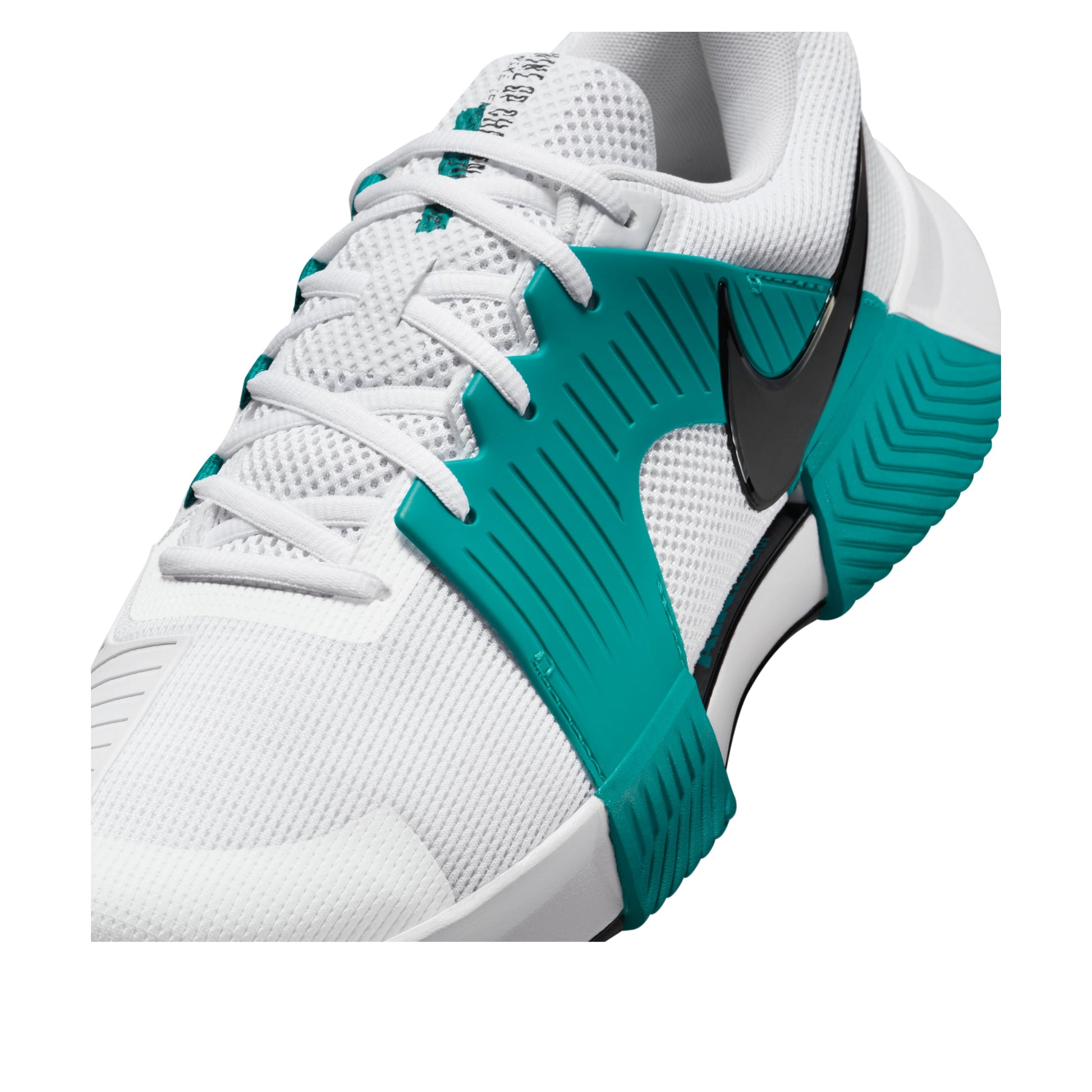 Nike Zoom GP Challenge 1 'White Radiant Emerald Black' FB3147-104