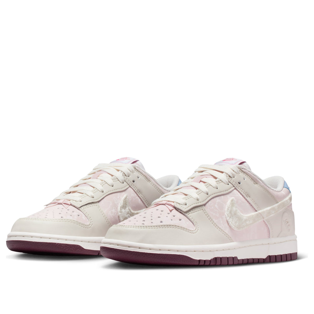 (WMNS) Nike Dunk Low 'Valentine’s Day' 2026 IQ1145-610