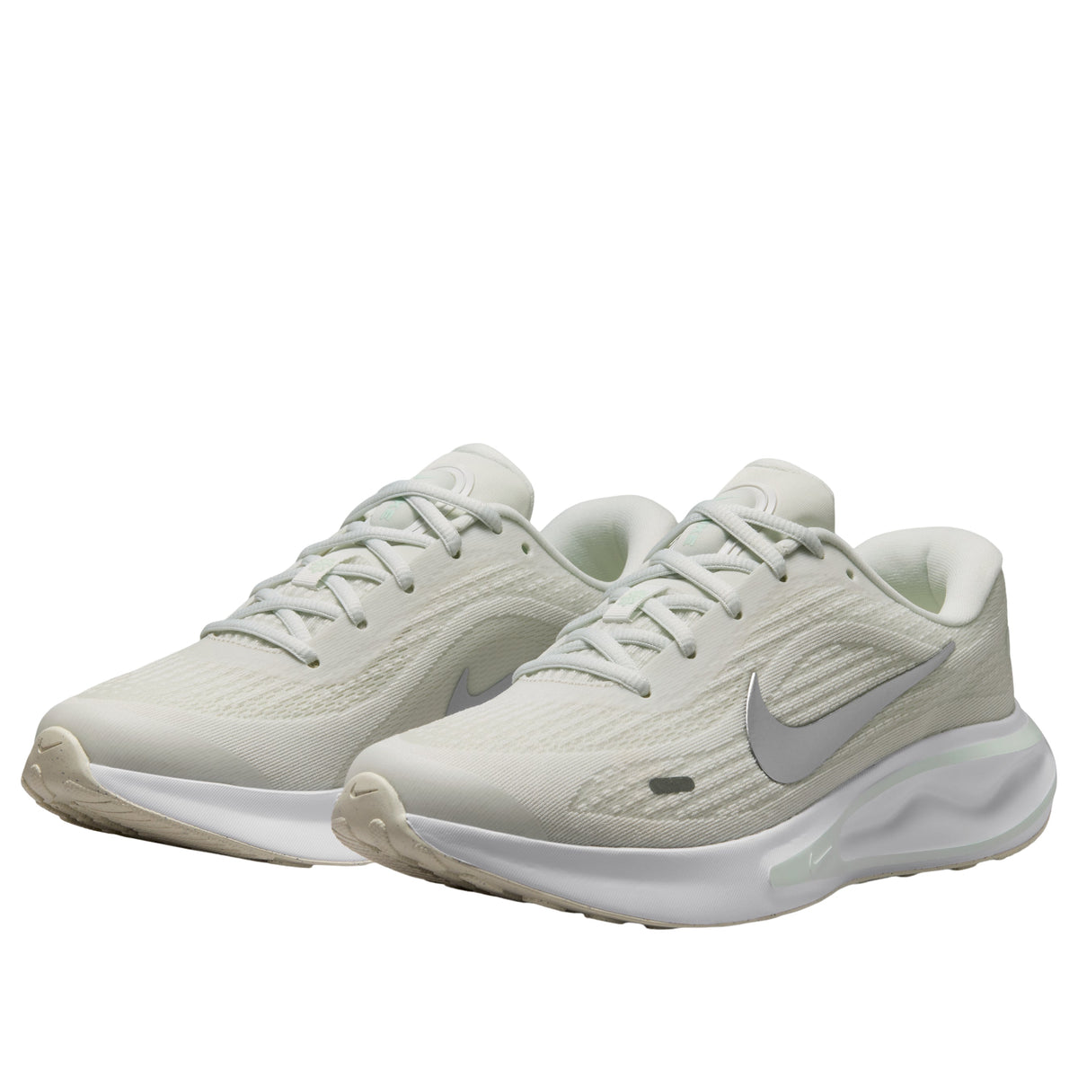 (WMNS) Nike Journey Run 'Summit White Metallic Silver' FJ7765-122
