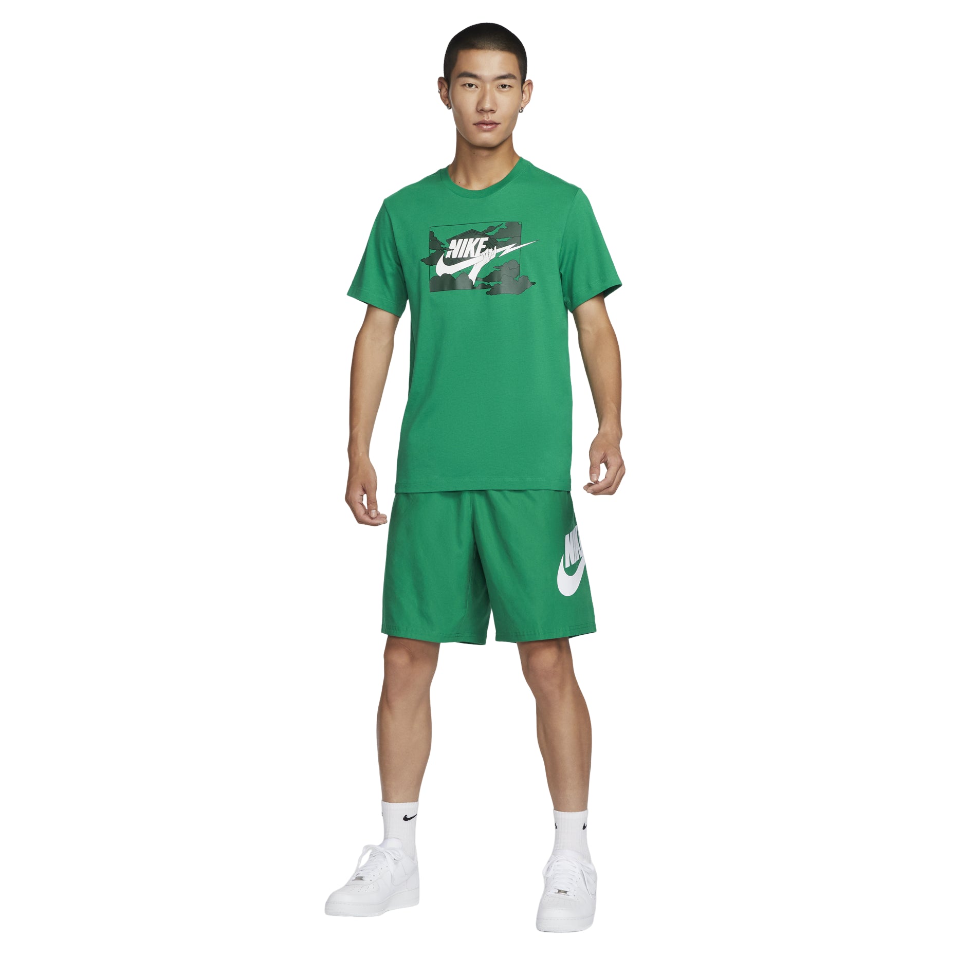 Nike Club Graphic T-Shirt Asia Sizing 'Green' FZ5420-365