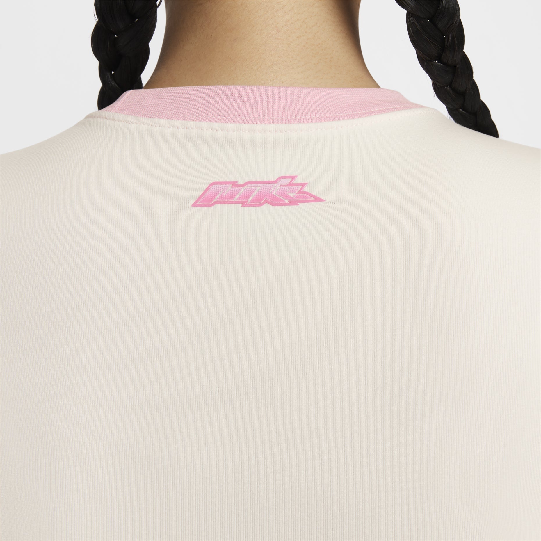 (WMNS) Nike Sportswear Slim Cropped T-Shirt Asia Sizing 'Sail' HM4621-133
