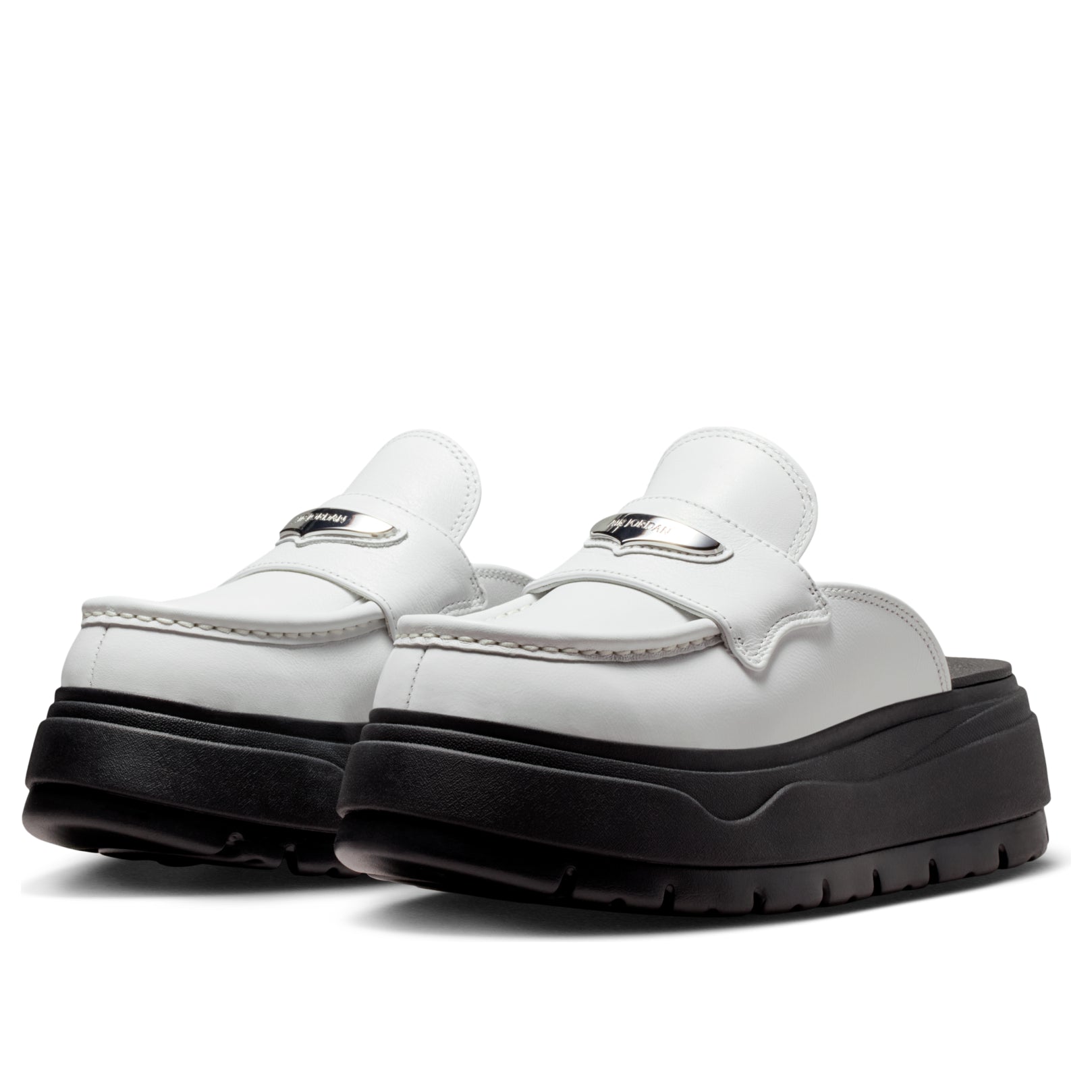 (WMNS) Air Jordan Mule 'Summit White Black Metallic Silver' HJ4292-100