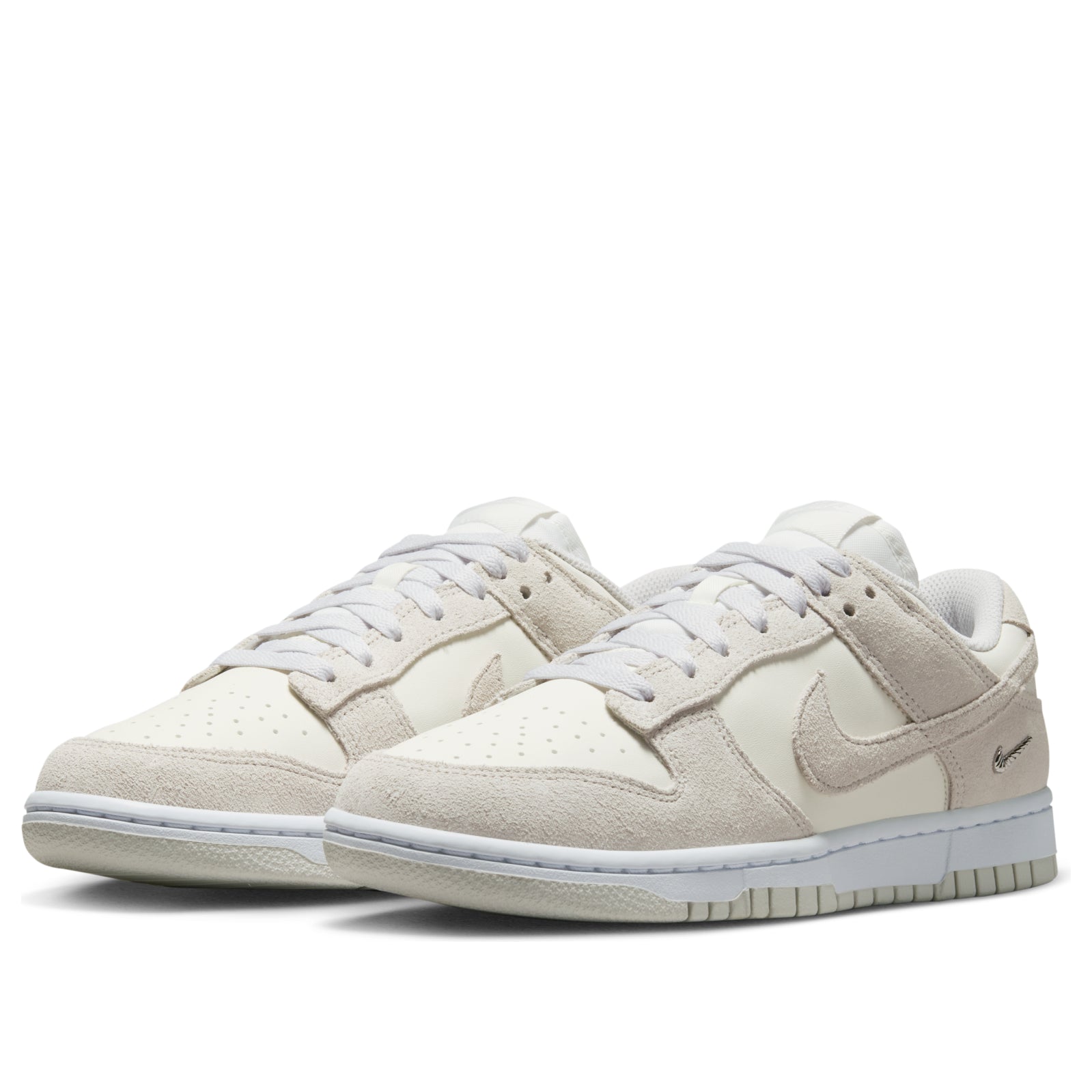 (WMNS)  Nike Dunk Low Suede 'Sail Vast Grey' IO4244-105