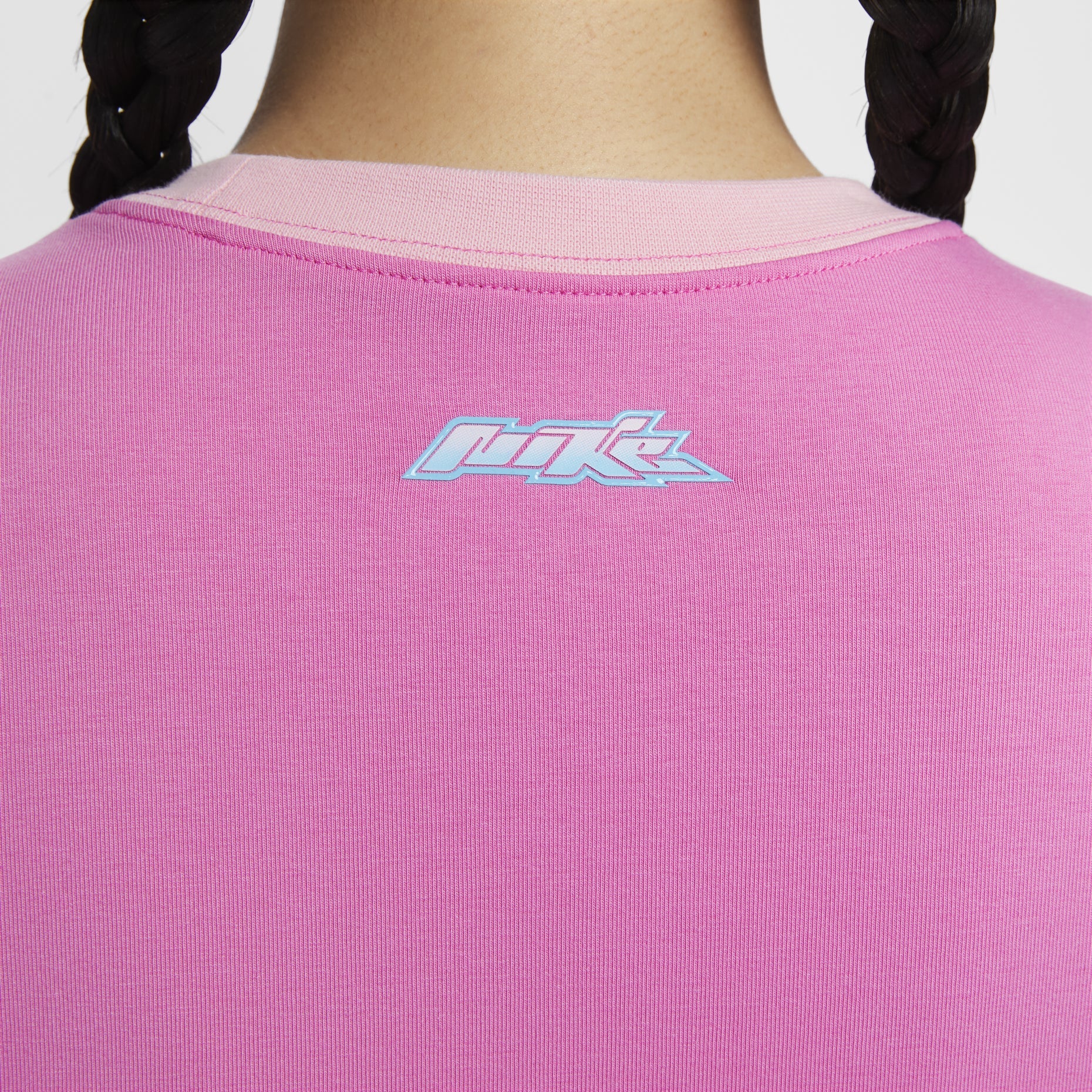 (WMNS) Nike Sportswear Graphic Slim Crop T-shirt Asia Sizing 'Pink' HM4621-675