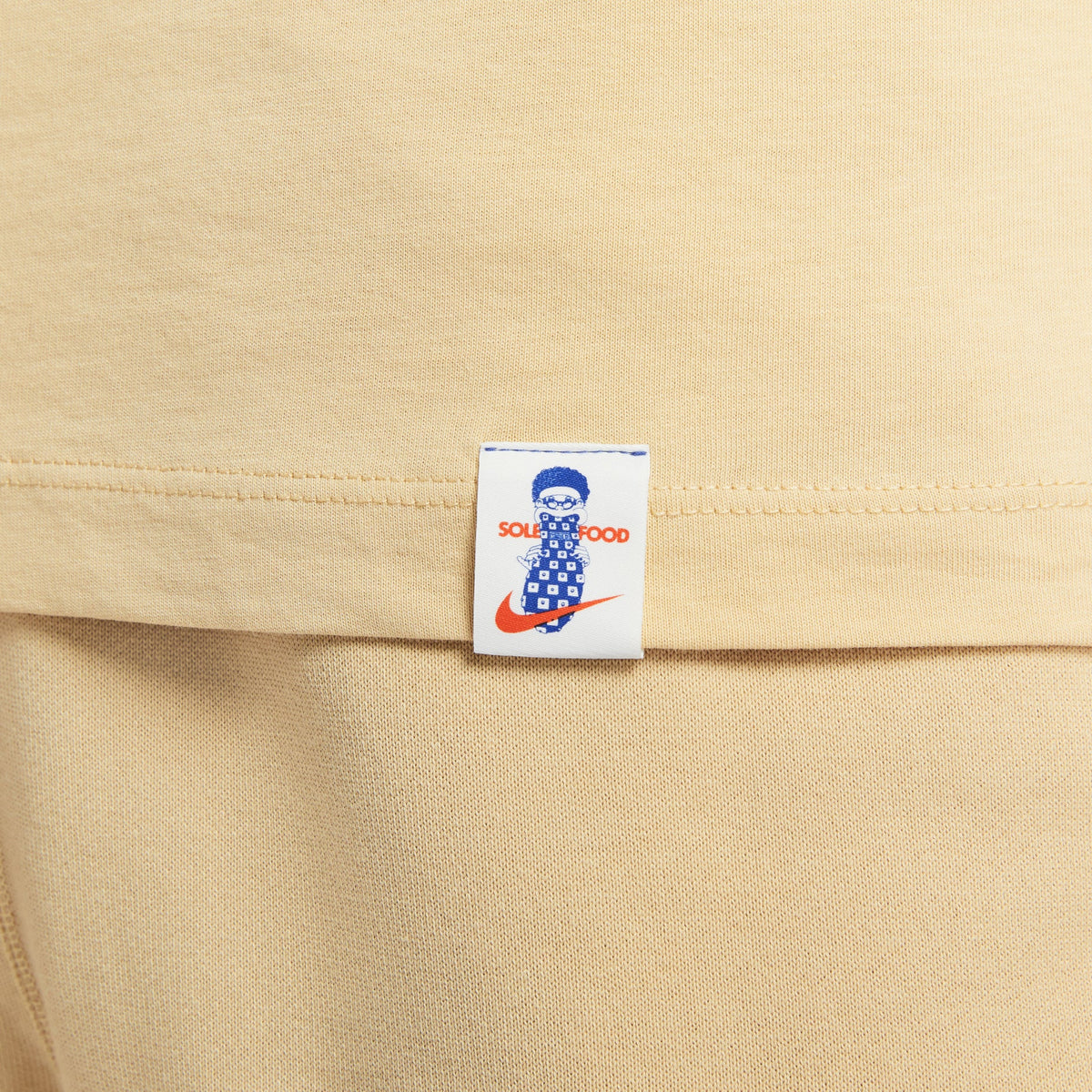 Nike NSW Logo T-Shirt Asia Sizing 'Beige' FV3755-252