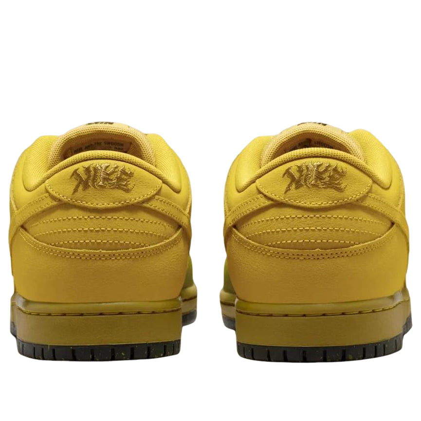 Nike SB Dunk Low 'Saffron Quartz' IO0427-300