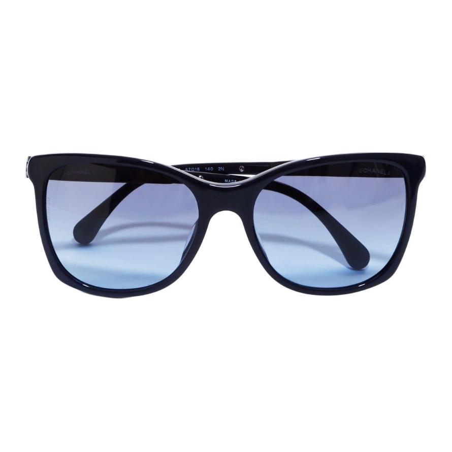 CHANEL 2000s Cc D-frame Sunglasses