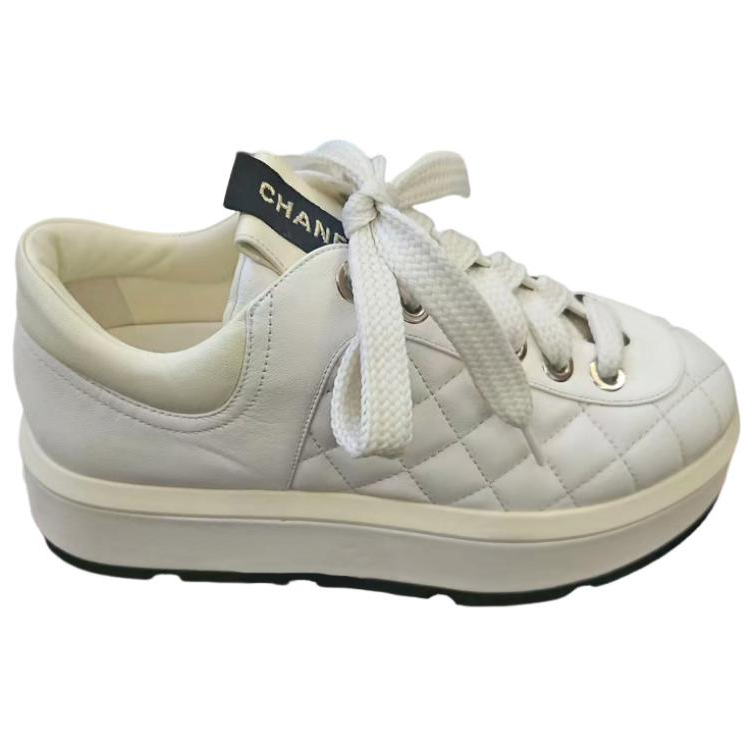 CHANEL Low Top Skateboard Shoes Women's White