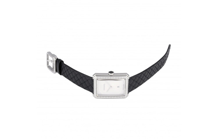 CHANEL Wrist Watch Quartz Movement Genuine Leather Strap Silver Dial Women's Watch