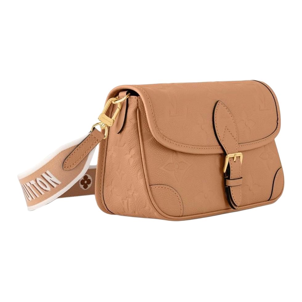 LOUIS VUITTON Diane Leather Shoulder Bag, Baguette Bag, Portable Crossbody Bag, Shoulder Bag Small Size Women's Brown