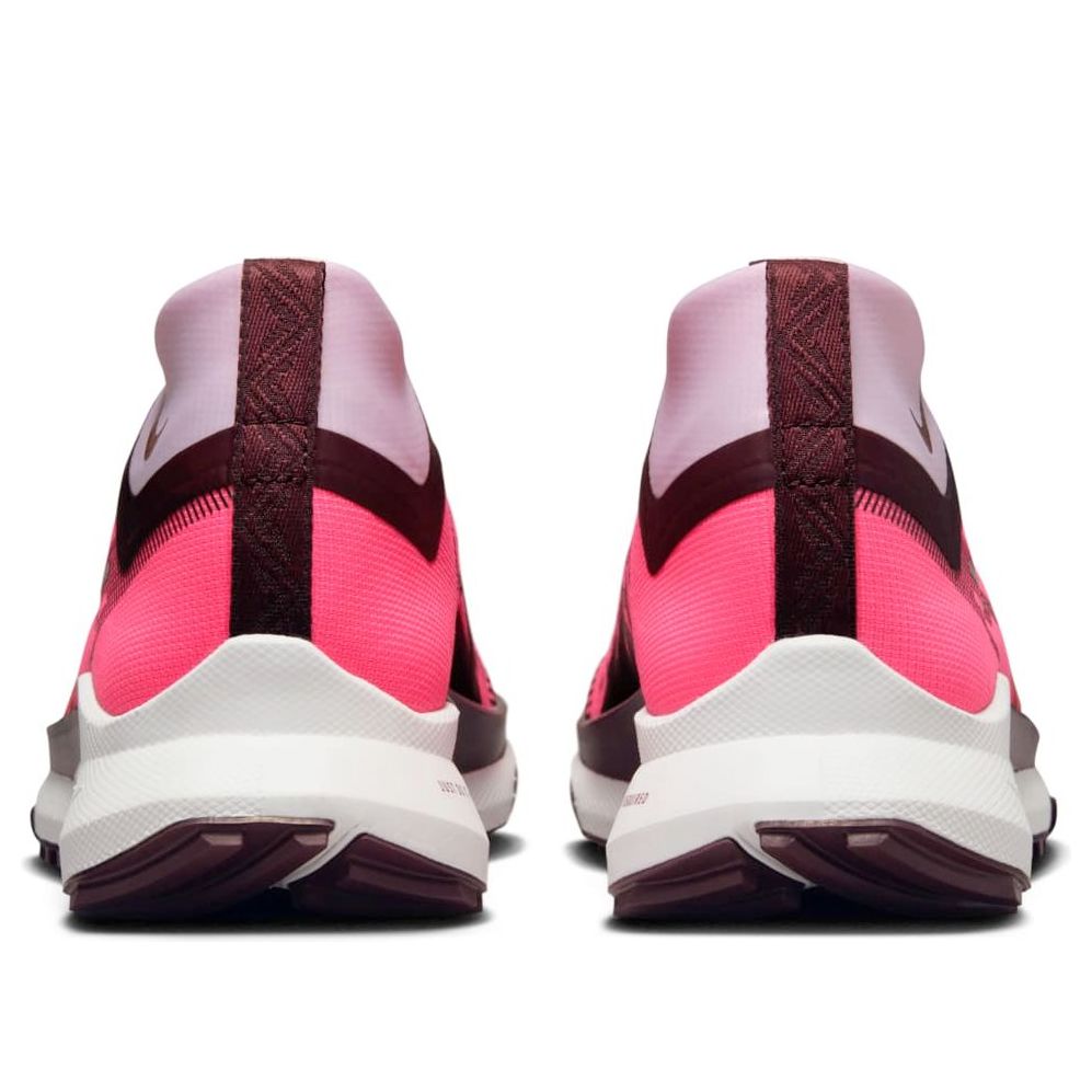 (WMNS) Nike Pegasus Trail 4 GTX 'Hyper Pink White' FN7769-600