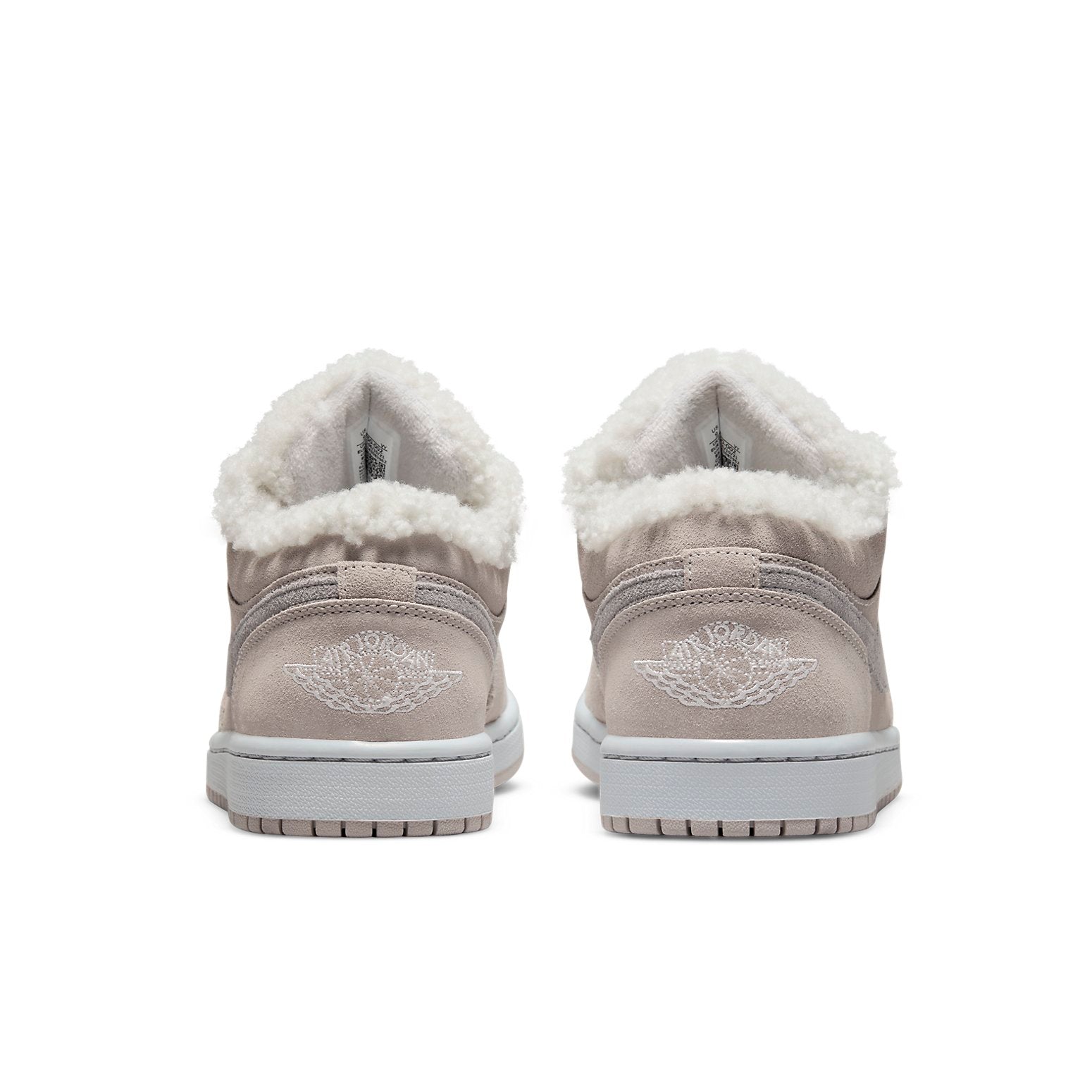 (WMNS) Air Jordan 1 Low SE 'Sherpa Fleece' DO0750-002