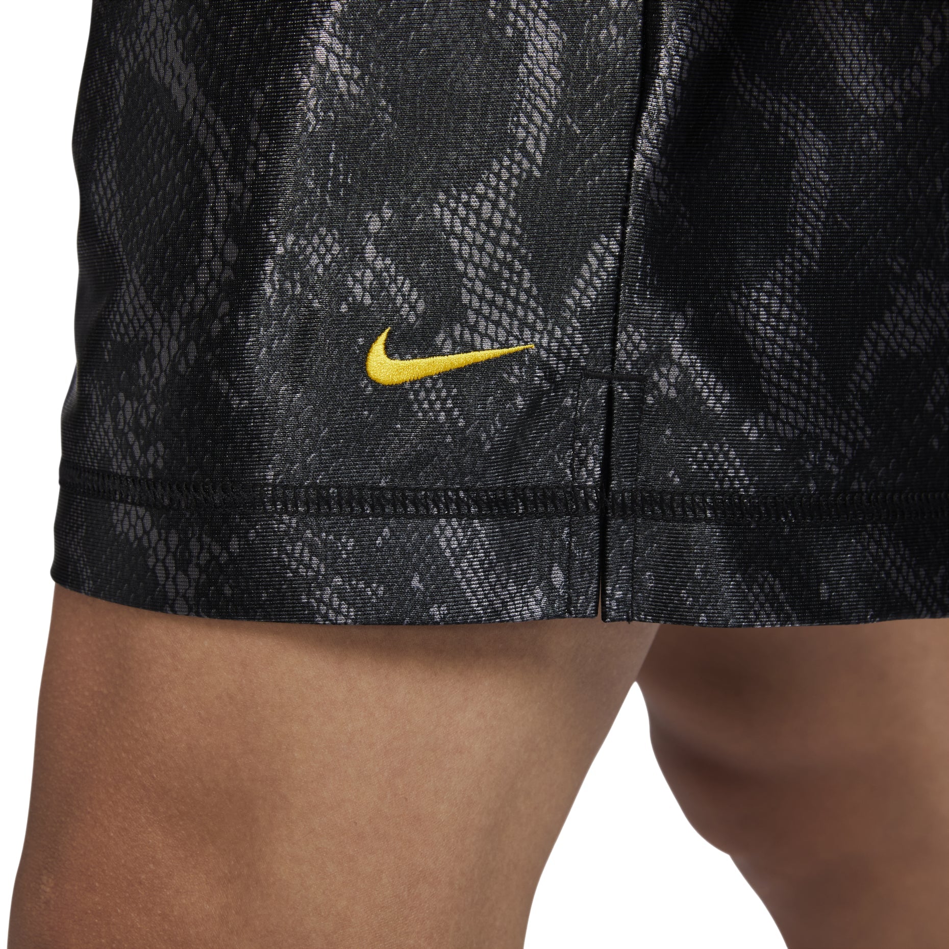 Nike Kobe Dri-FIT Standard Issue Reversible Basketball Shorts Asia Sizing 'Black Field Purple' FZ0933-010