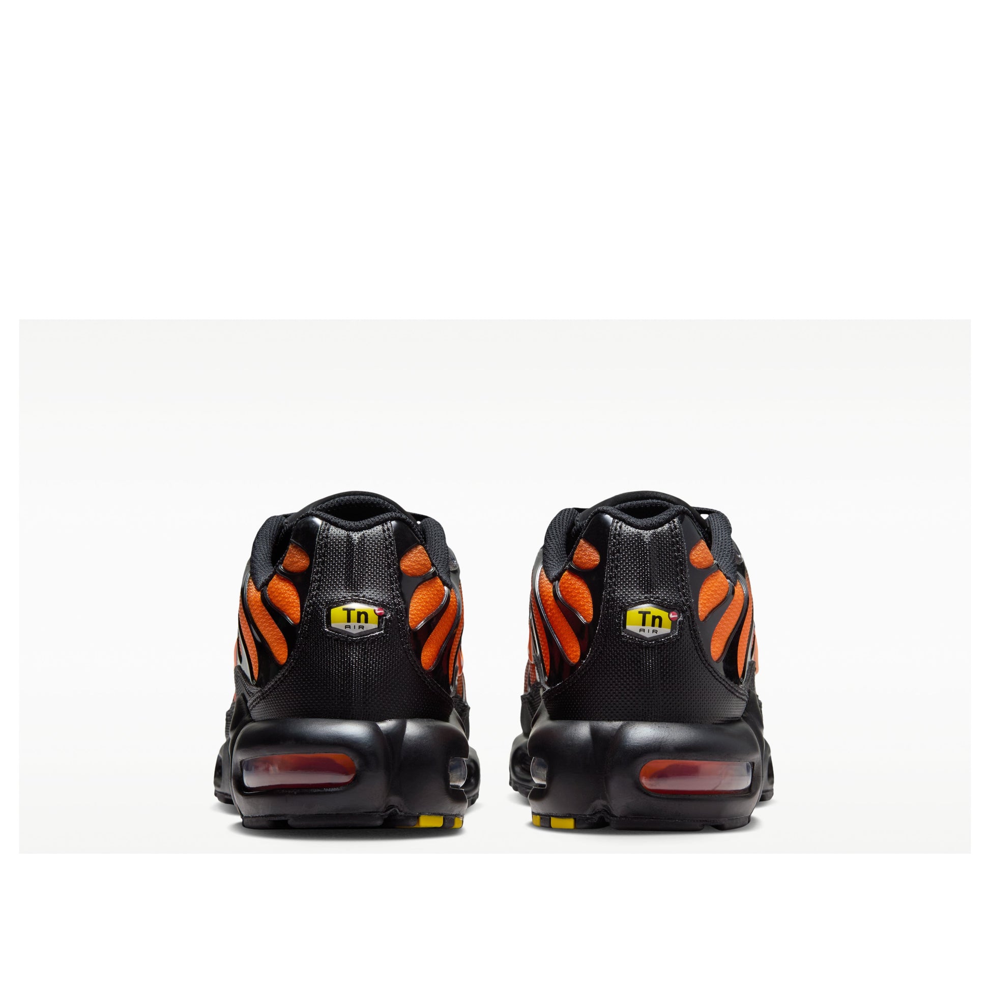 Nike Air Max Plus 'Black Total Orange' DM0032-025