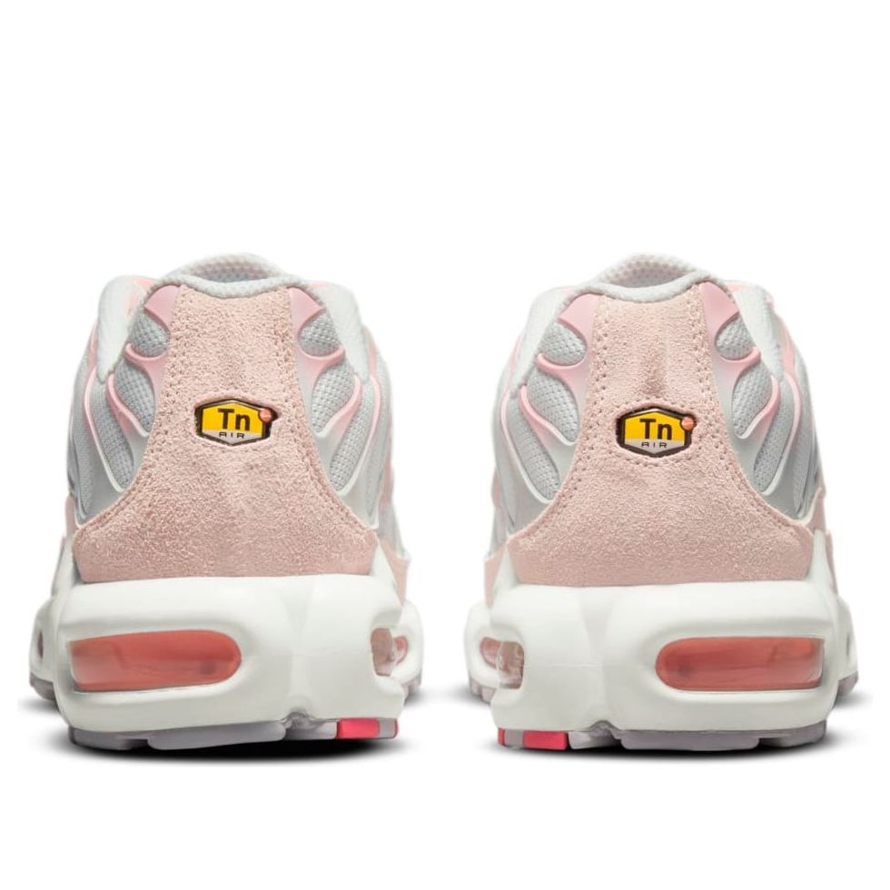 (WMNS) Nike Air Max Plus 'Summit White Barely Rose' DM3037-100