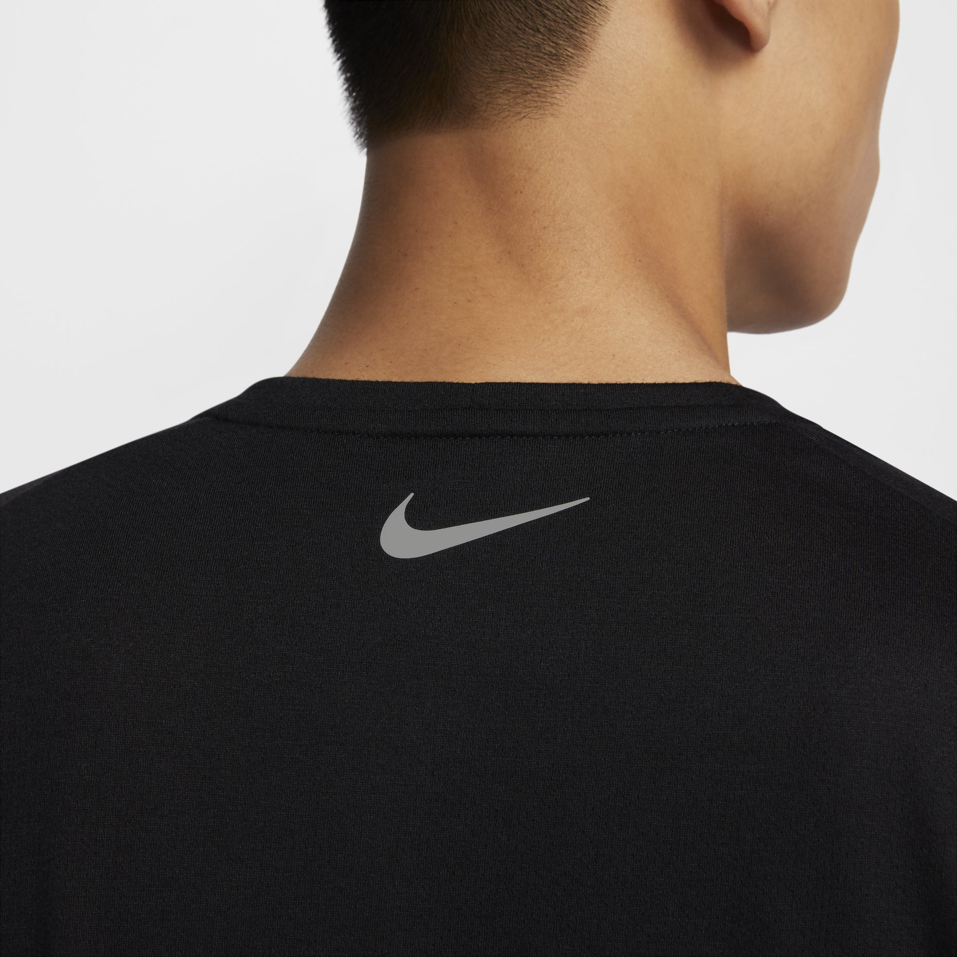 Nike Rise 365 Run Energy Dri-FIT Running T-Shirt Asia Sizing 'Black' FZ1081-010