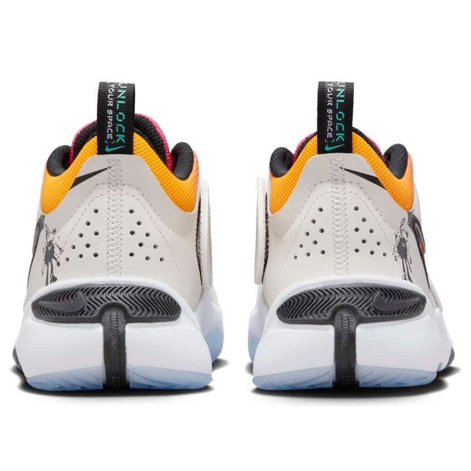 (GS) Nike Team Hustle D 11 Basketball Shoes 'Doodles' FJ7688-101