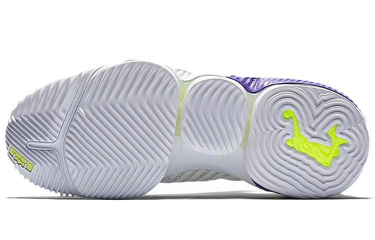 Nike Lebron 16 EP 'Buzz Lightyear' AO2595-102
