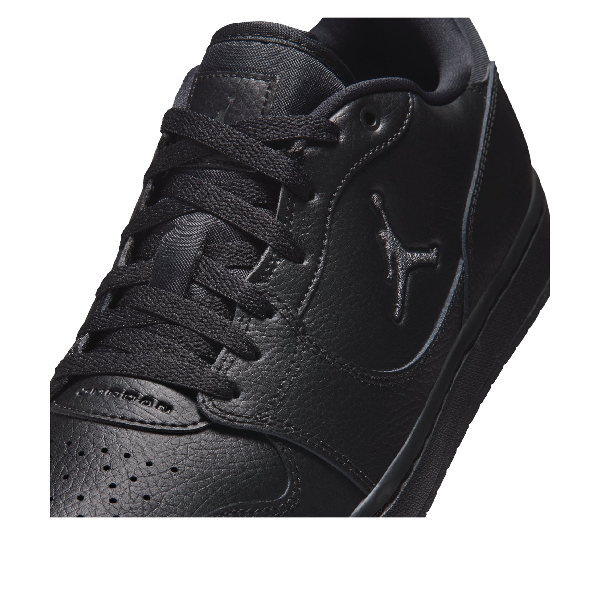 Jordan Court Connect Low 'Black' IQ5698-006