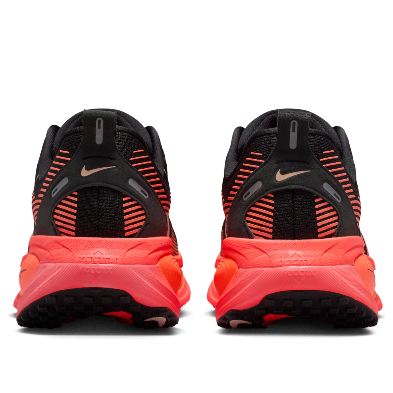(WMNS) Nike ZommX Vomero 18 'Black Washed Coral Hot Lava Brt' HM6804-010
