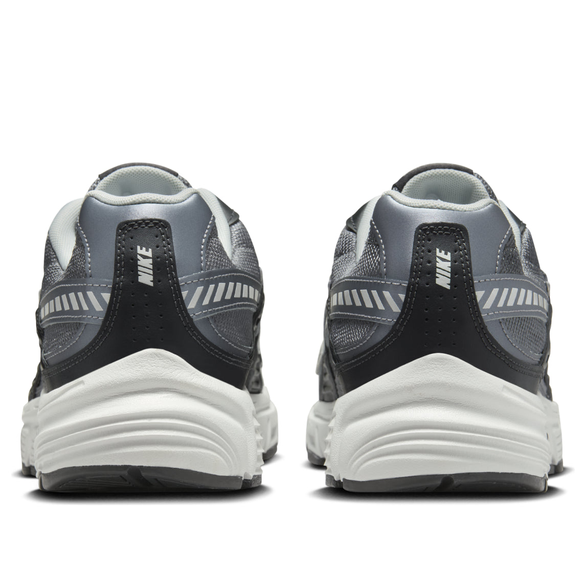Nike Initiator 'Anthracite Cool Grey' IB3083-001