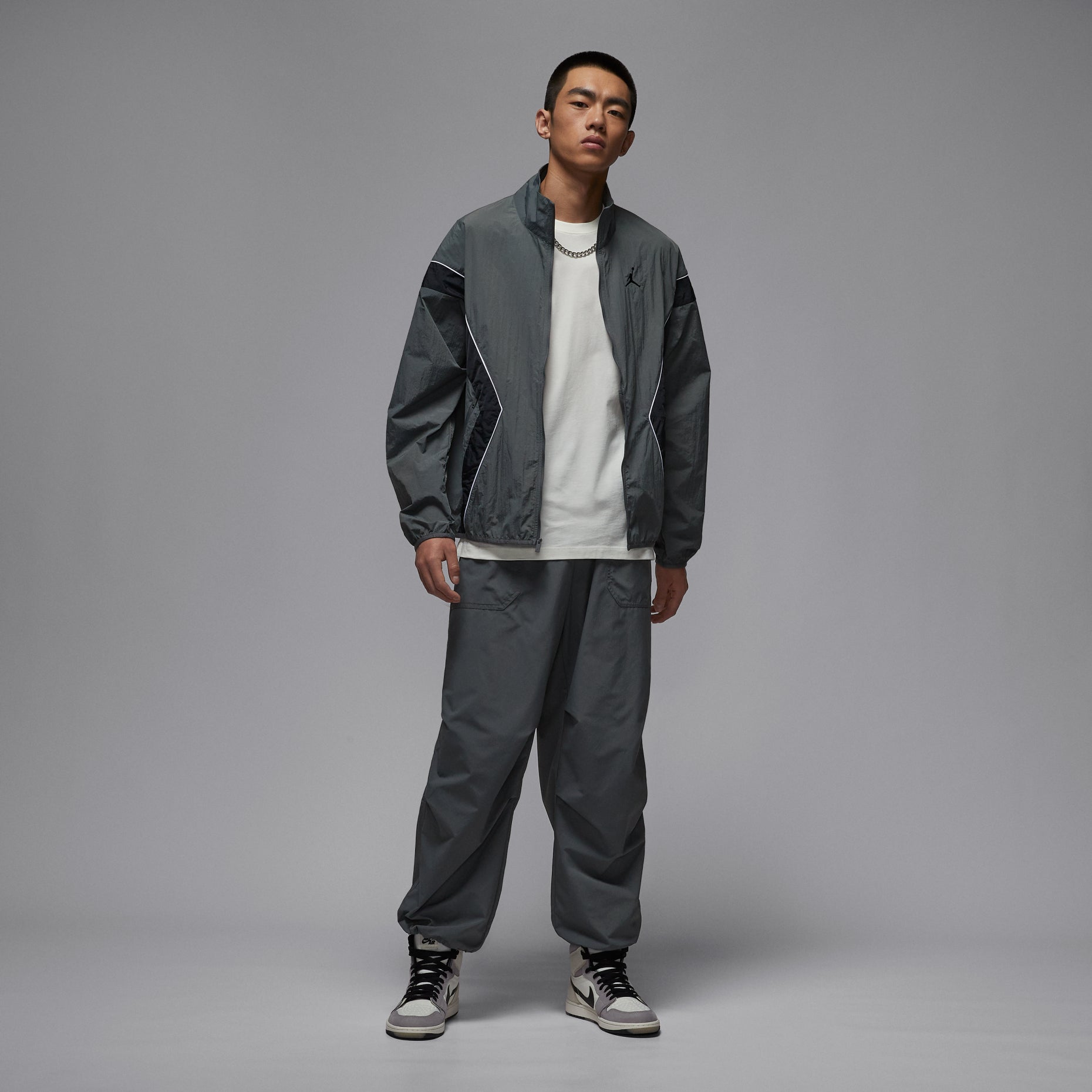 Air Jordan Brooklyn Draft Jacket 'Iron Grey Black'  IH2825-068