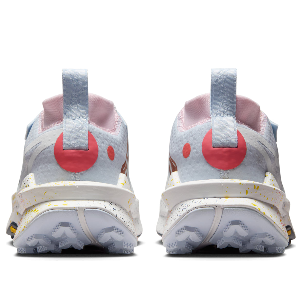 (WMNS) Nike ZoomX Zegama Trail 2 'Pure Platinum Football Grey Pink Foam' FD5191-006