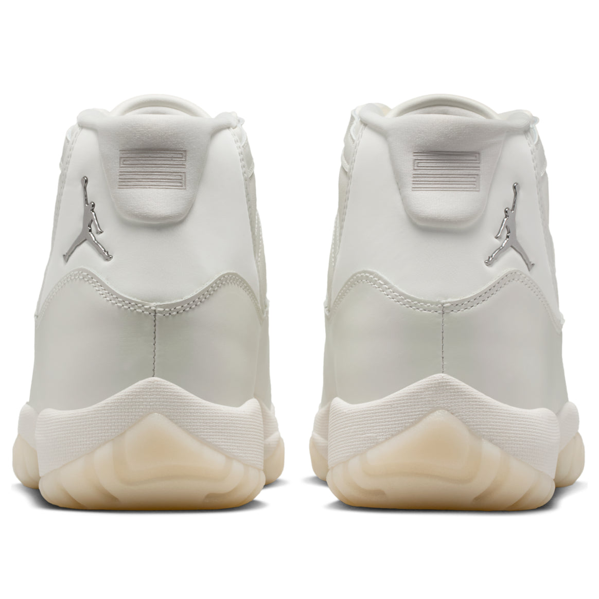 (WMNS) Air Jordan 11 Retro 'Pearl' AR0715-110
