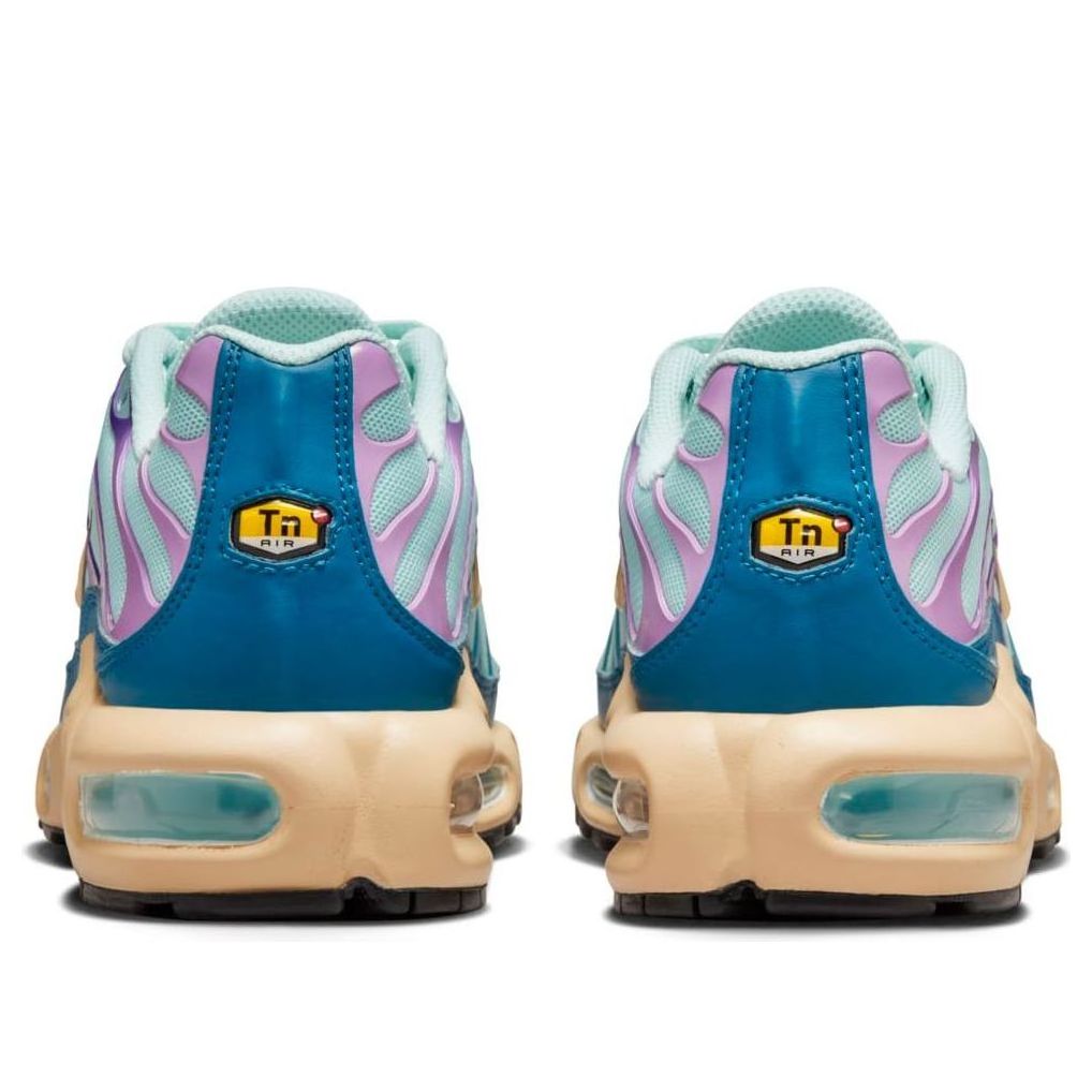 (WMNS) Nike Air Max Plus 'Jade Ice' DZ3671-300