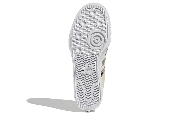 (WMNS) adidas Nizza Platform 'White Gold' FY6739