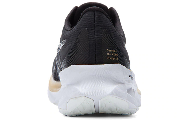 ASICS Novablast 'Black' 1011A934-001
