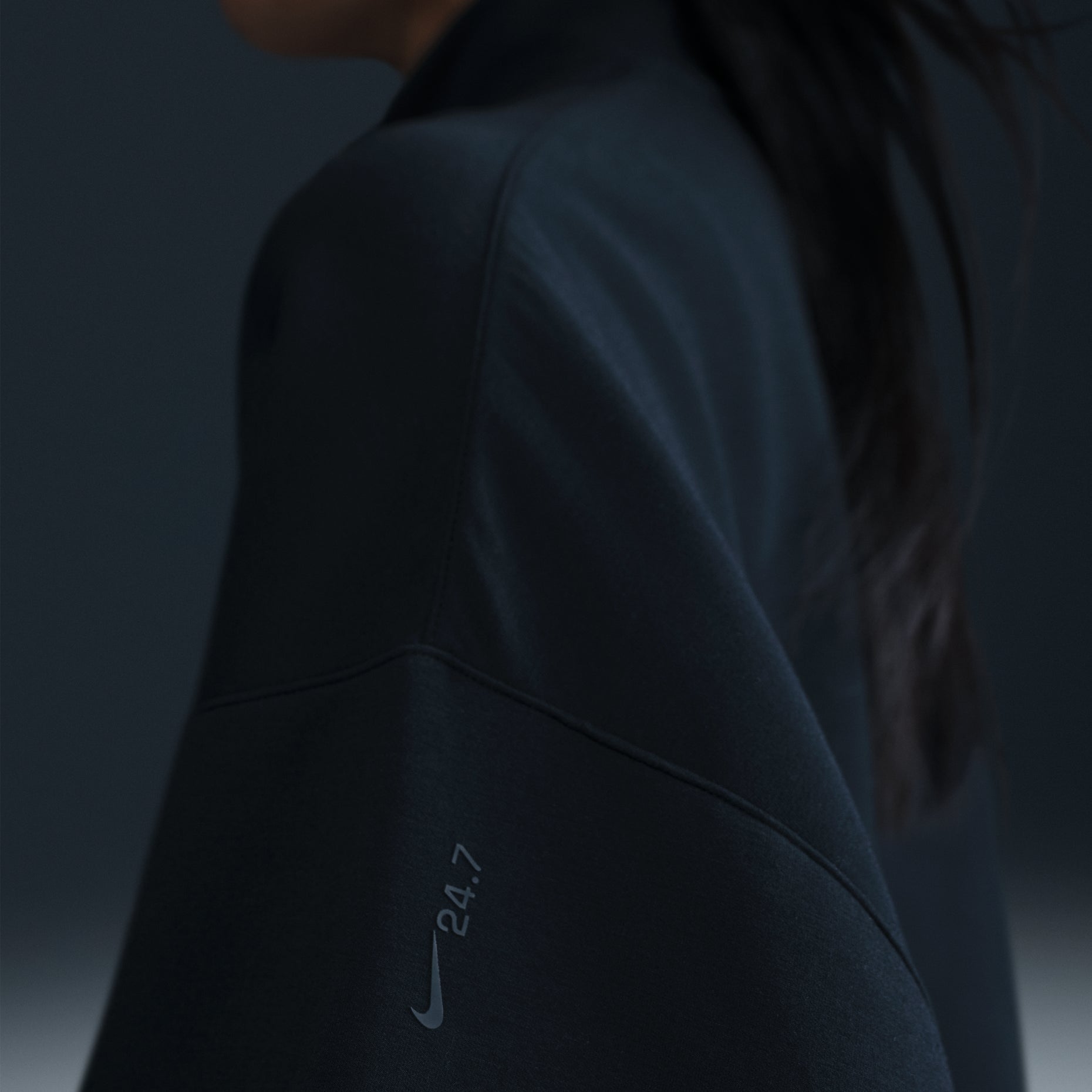 (WMNS) Nike 24.7 ImpossiblySoft Dri-FIT 1/2-Zip T-shirt Oversized Fit 'Black' HQ8189-010