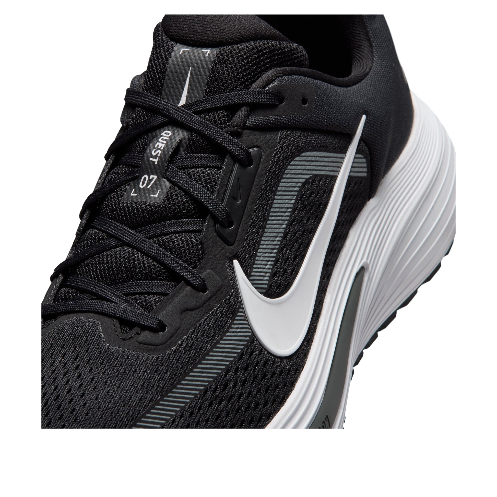 Nike Quest 7 'Black White' IM6368-005