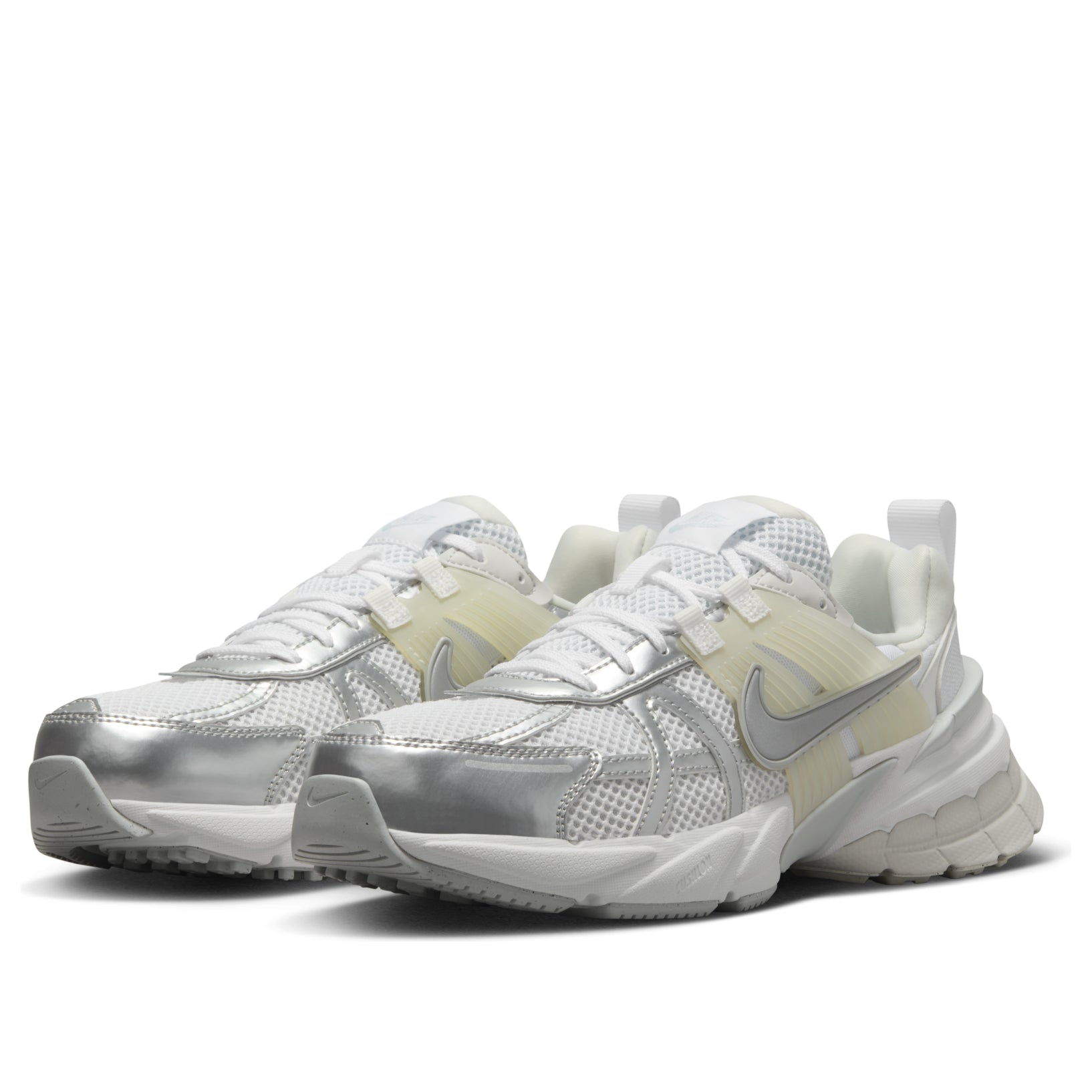 (WMNS) Nike V2K Run 'Metallic Silver' FD0736-104
