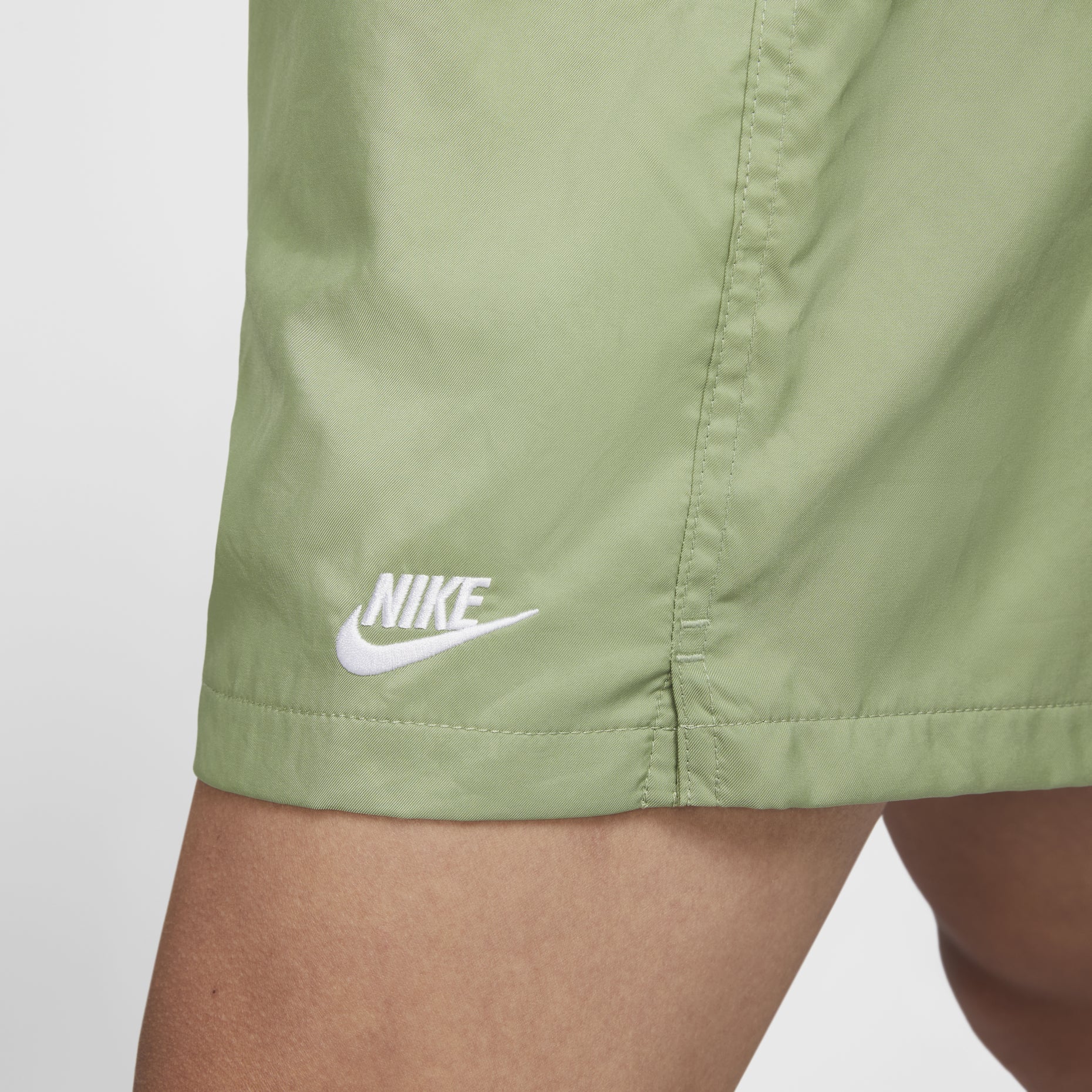 Nike Club Woven Flow Shorts Asia Sizing 'Oil Green' FN3308-386