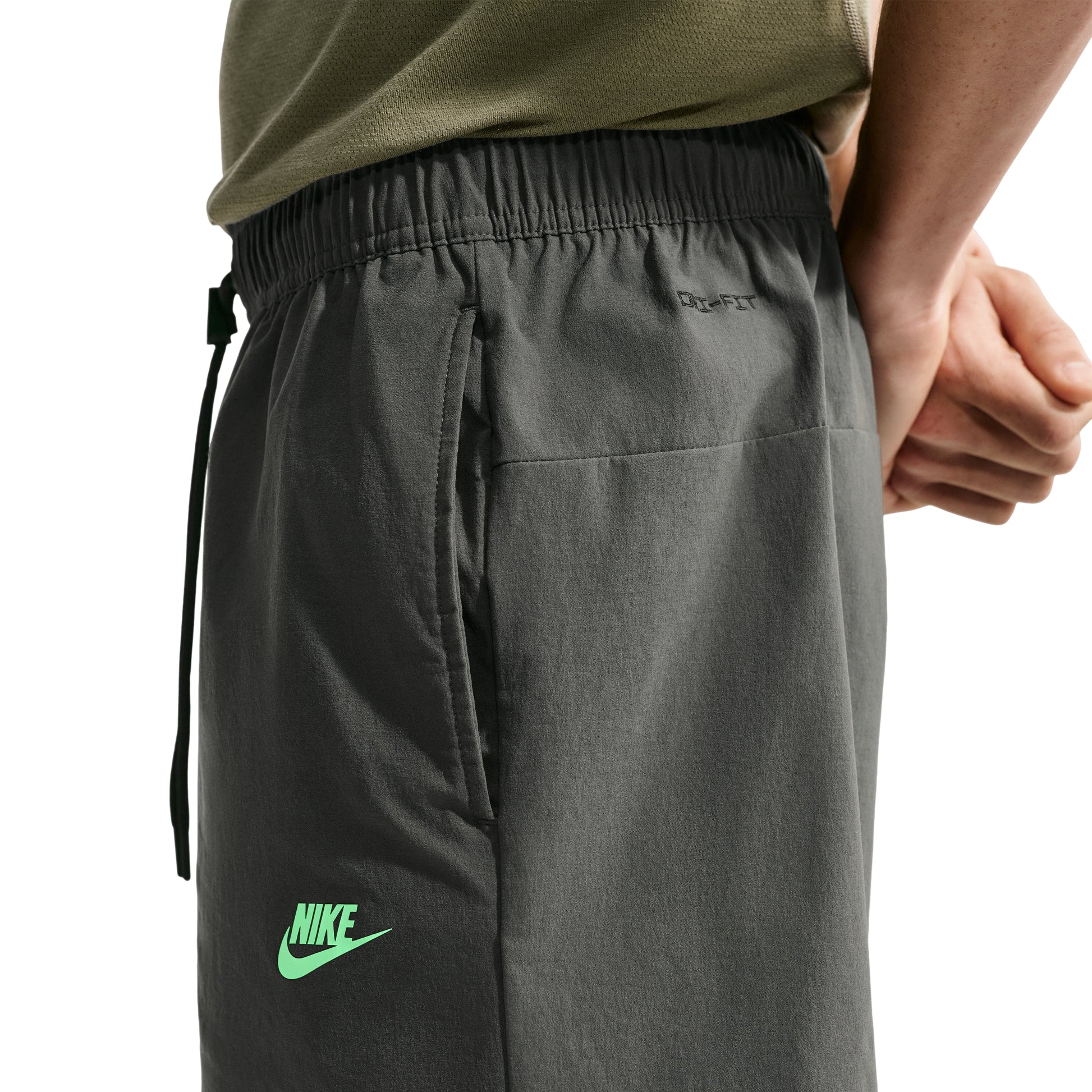 Nike Tech Woven Shorts 'Newsprint Illusion Green' HQ0470-005