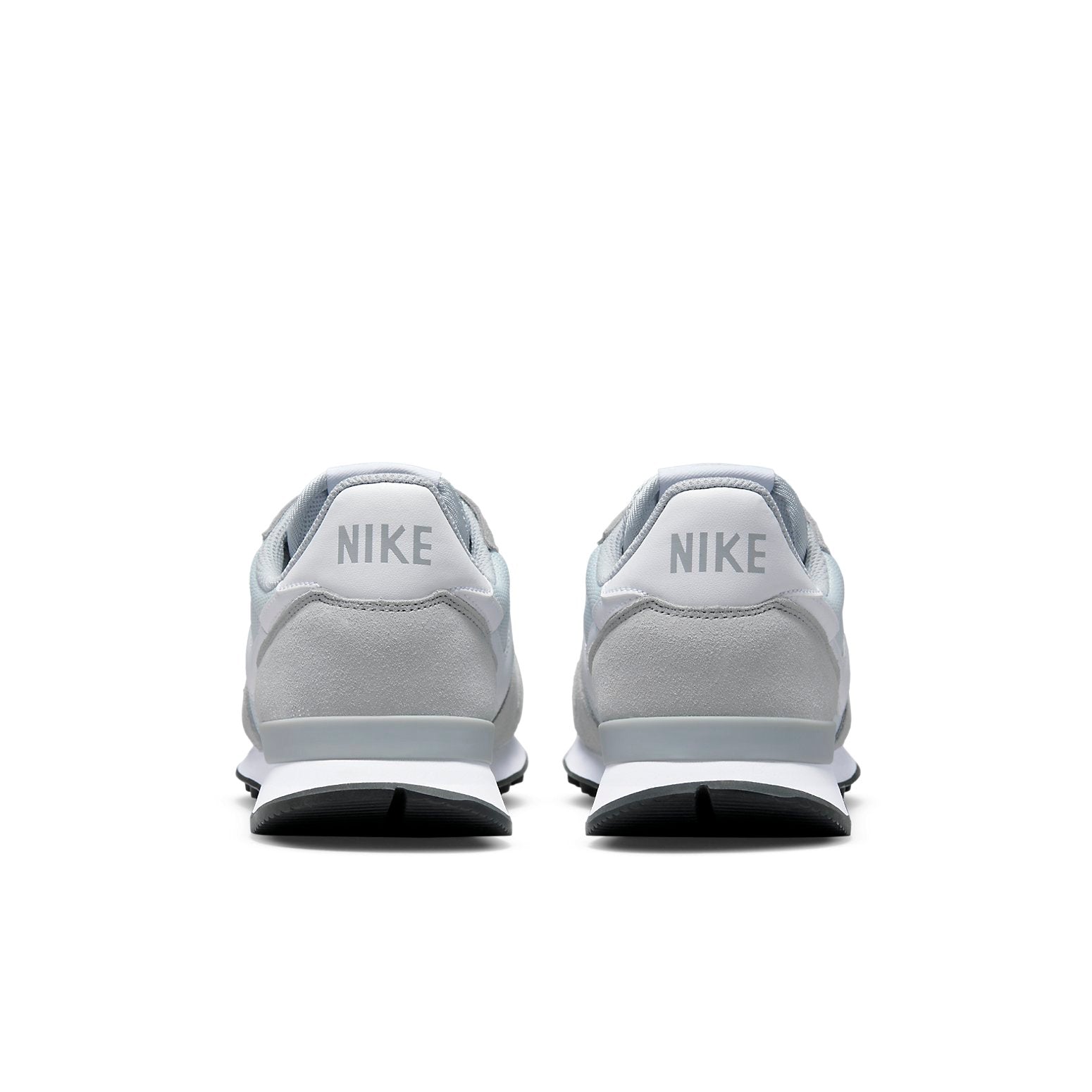 (WMNS) Nike Internationalist 'Wolf Grey Pure Platinum Black White' DR7886-002