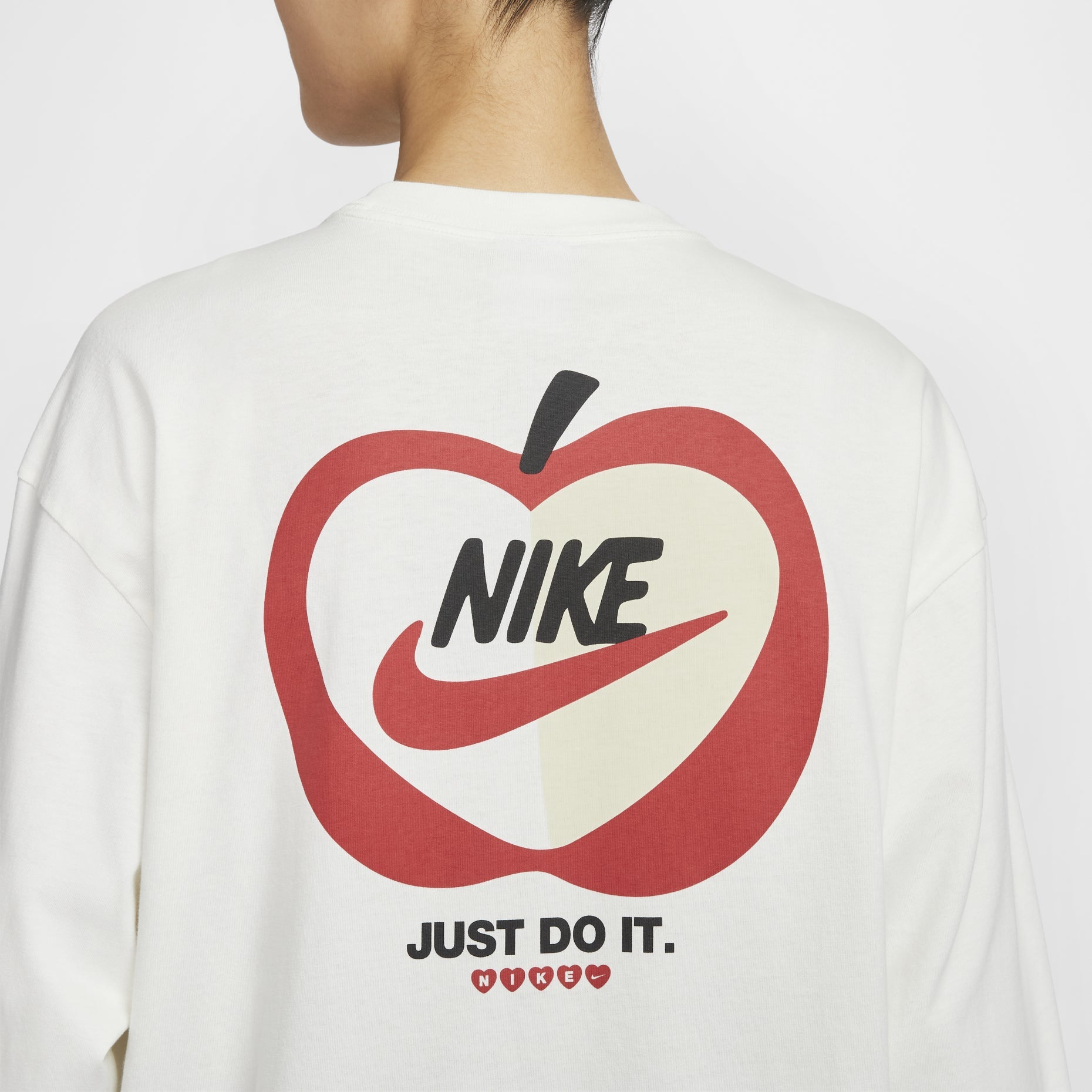 (WMNS) Nike Sportwear Oversized Long Sleeve T-shirt Asia Sizing 'Valentine's Day' IB1670-133