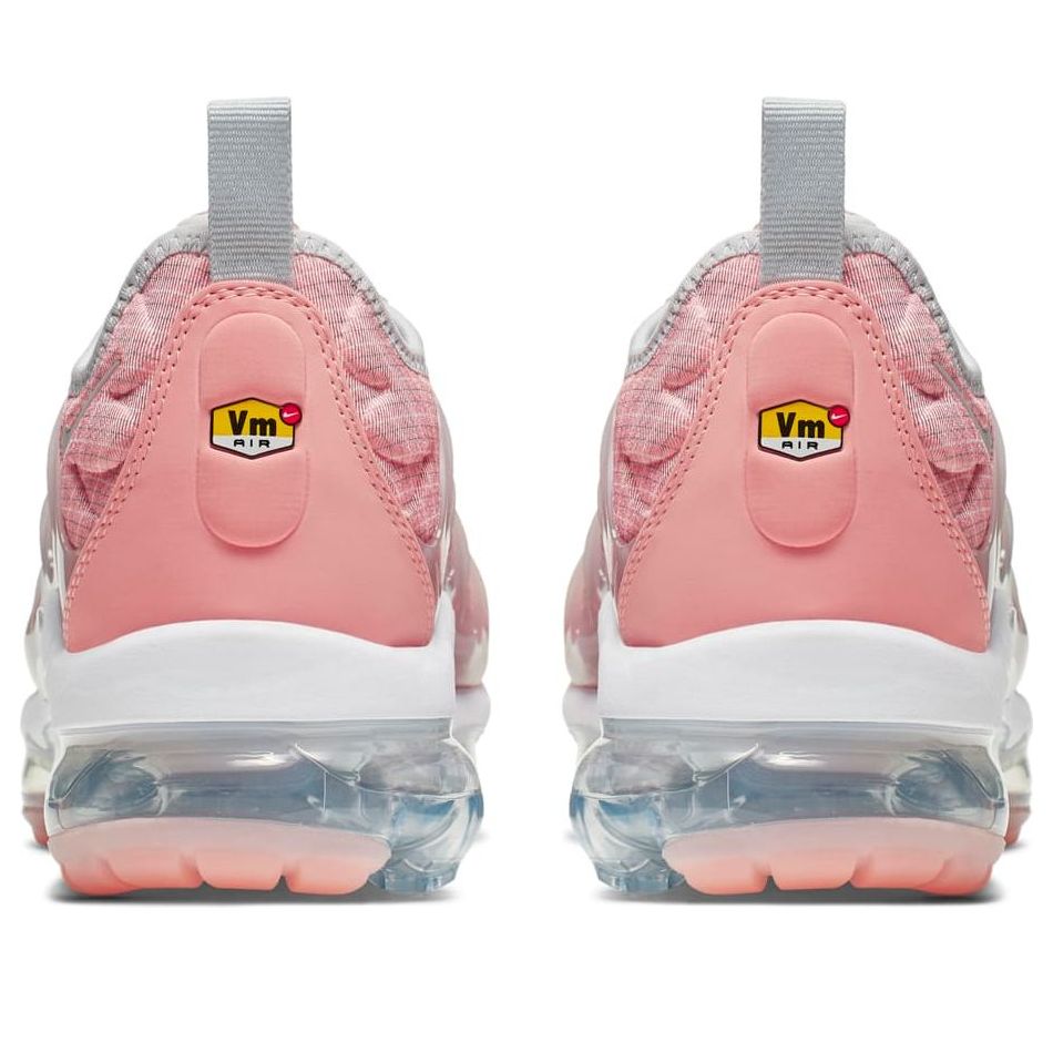 (WMNS) Nike Air VaporMax Plus 'Bleached Coral' AO4550-603