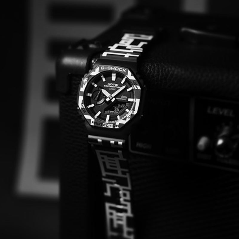 CASIO G-Shock Analog-Digital 'Black White' GA-2100HT-1AER