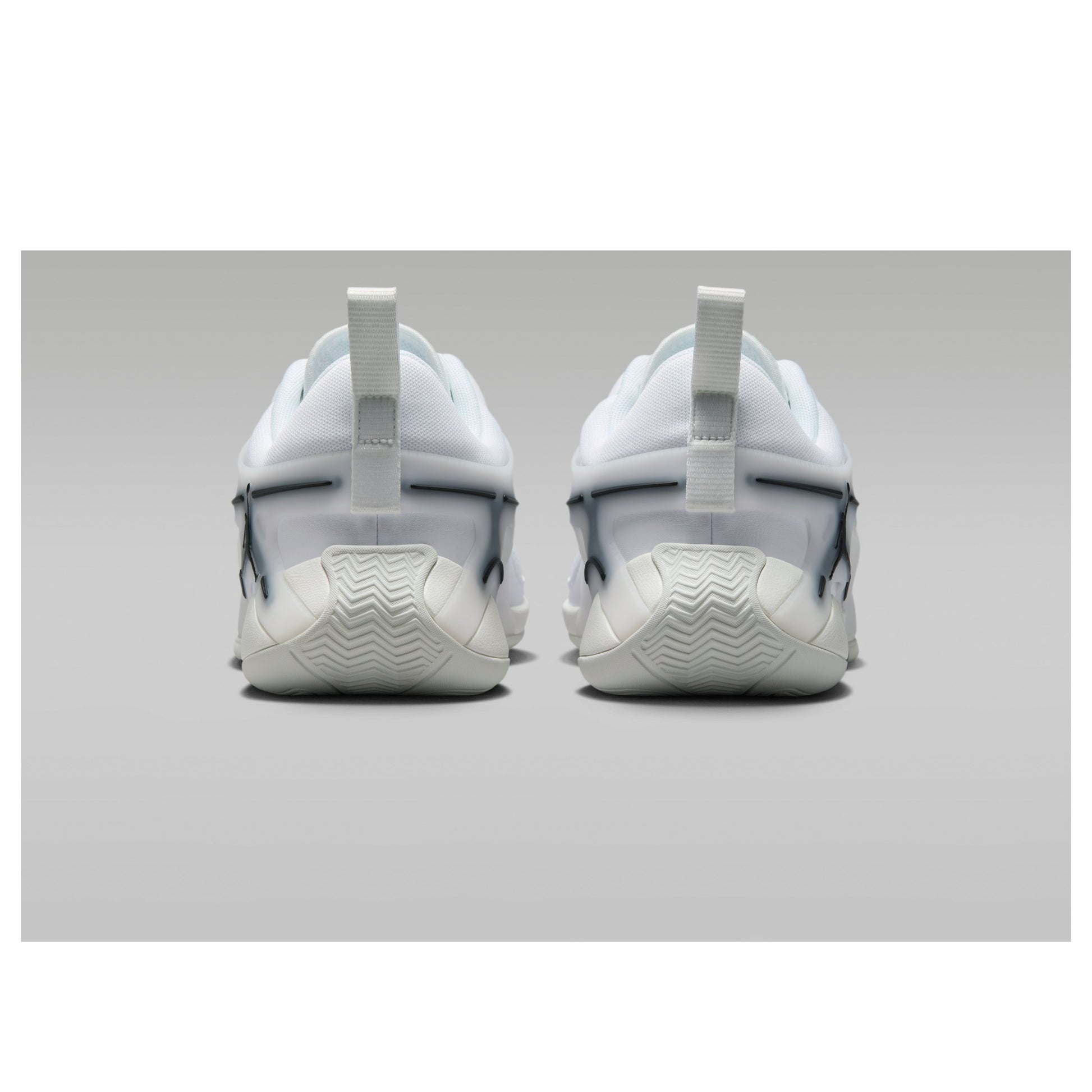 (WMNS) Air Jordan Heir PF 'White Black' FZ2473-110
