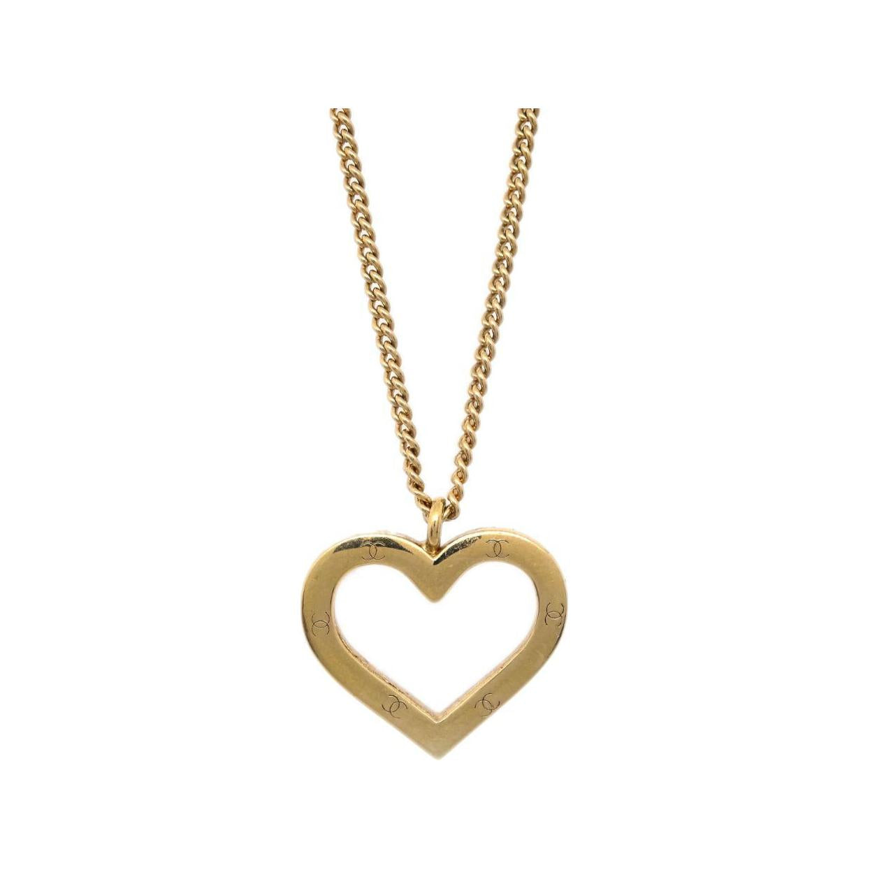 CHANEL 2004 Cc Pendant Necklace