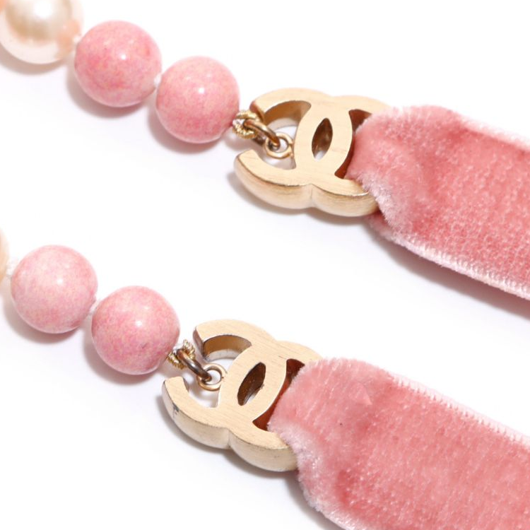 CHANEL 2003 Beaded Stone Necklace
