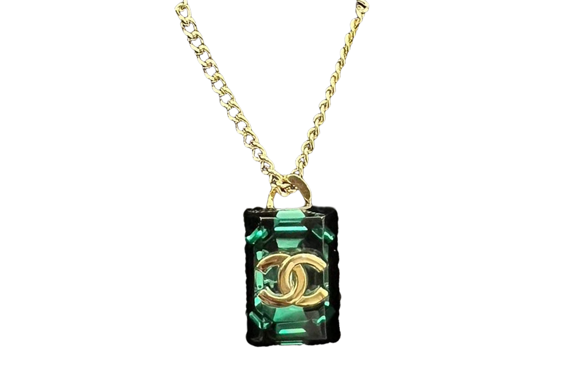 CHANEL Necklaces Unisex Green