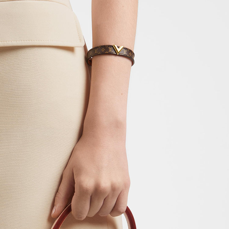 LOUIS VUITTON ESSENTIAL V Wristbands Women's