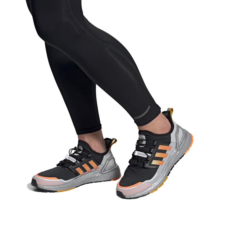 adidas Ultra Boost Winter.RDY 'Black Signal Orange' FV8363