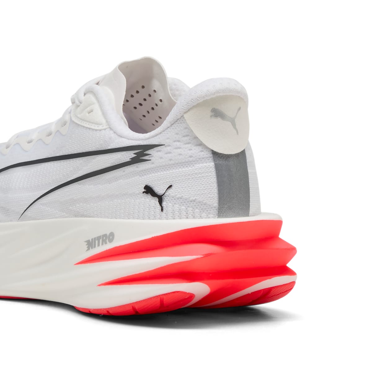 (WMNS) PUMA Deviate Pure Nitro 'White Ultra Red' 313905-05