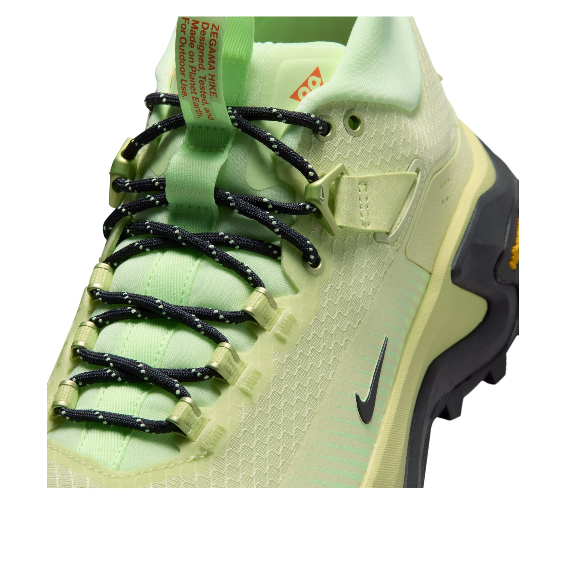 (WMNS) Nike ACG Zegama Hike 'Life Lime Dark Smoke Grey Volt' IO7855-701