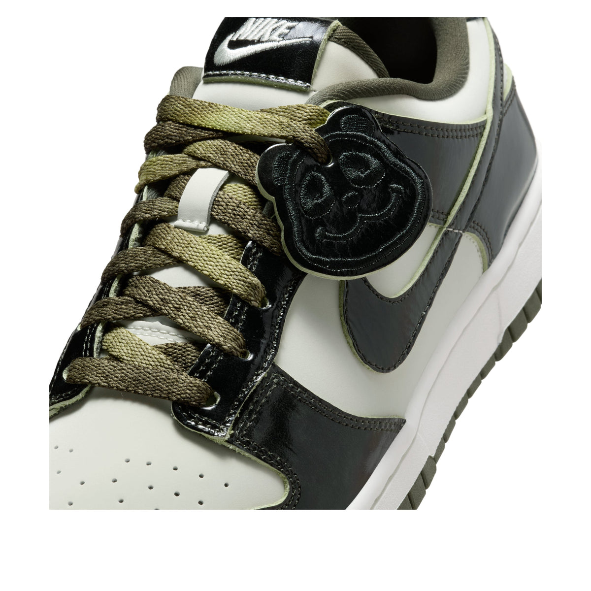 (WMNS) Nike Dunk Low 'Panda Sea Glass' HQ1918-001