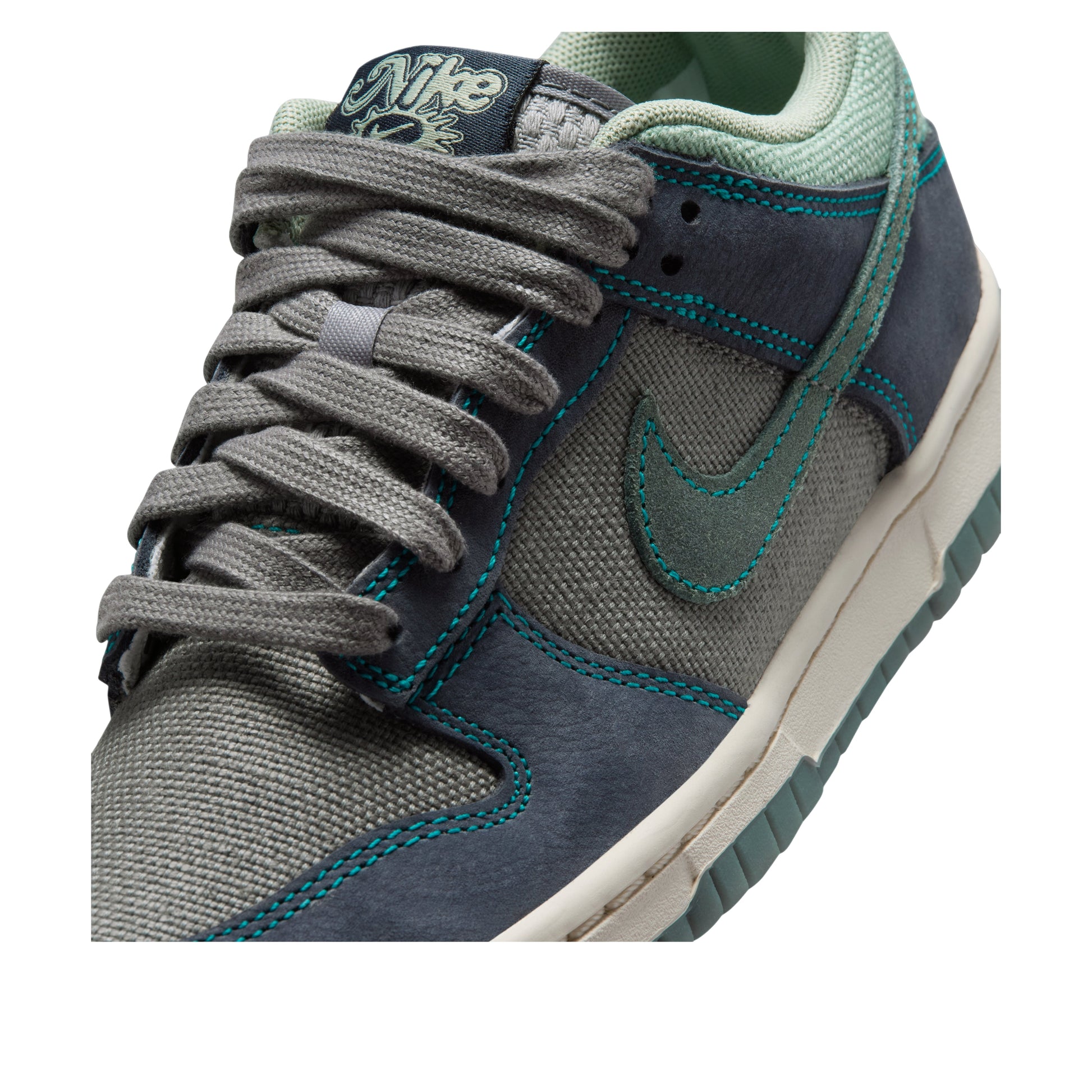 (GS) Nike Dunk Low LV8 'Pencil Point Dark Obsidian' IO9743-001